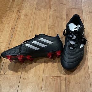 Adidas Goletto Men's Black and Red Soccer Cleats size 8.5